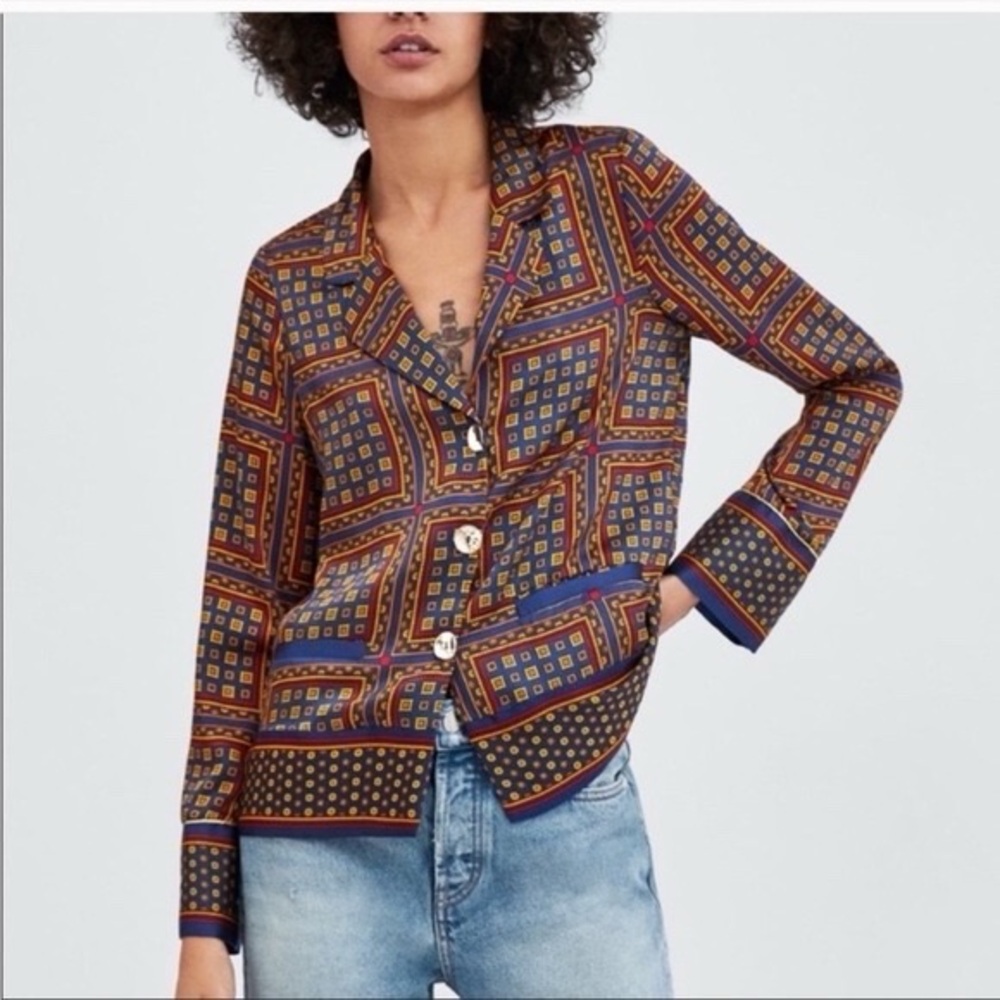Zara Scarf Print Button Down Shirt Size M
Excellent Condition - Picture 2 of 16